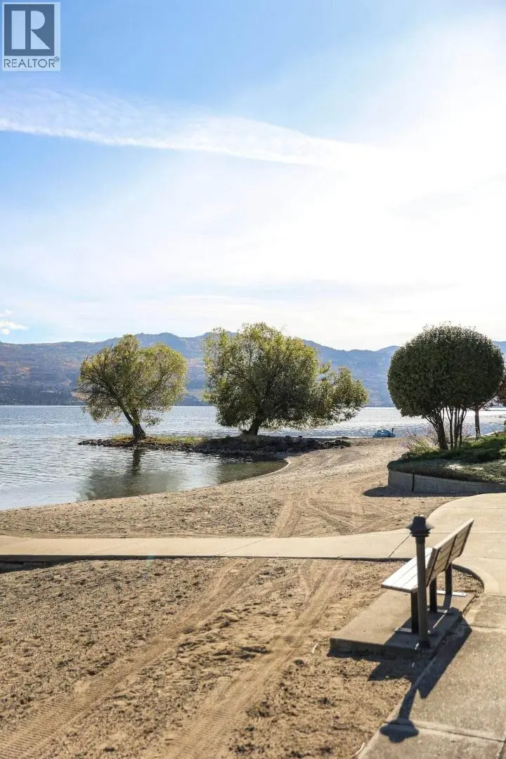 2777 Casa Loma Road Unit# 207. West Kelowna, British Columbia