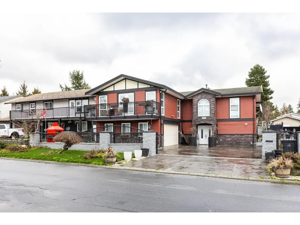 9318 Cinnamon Drive, Surrey