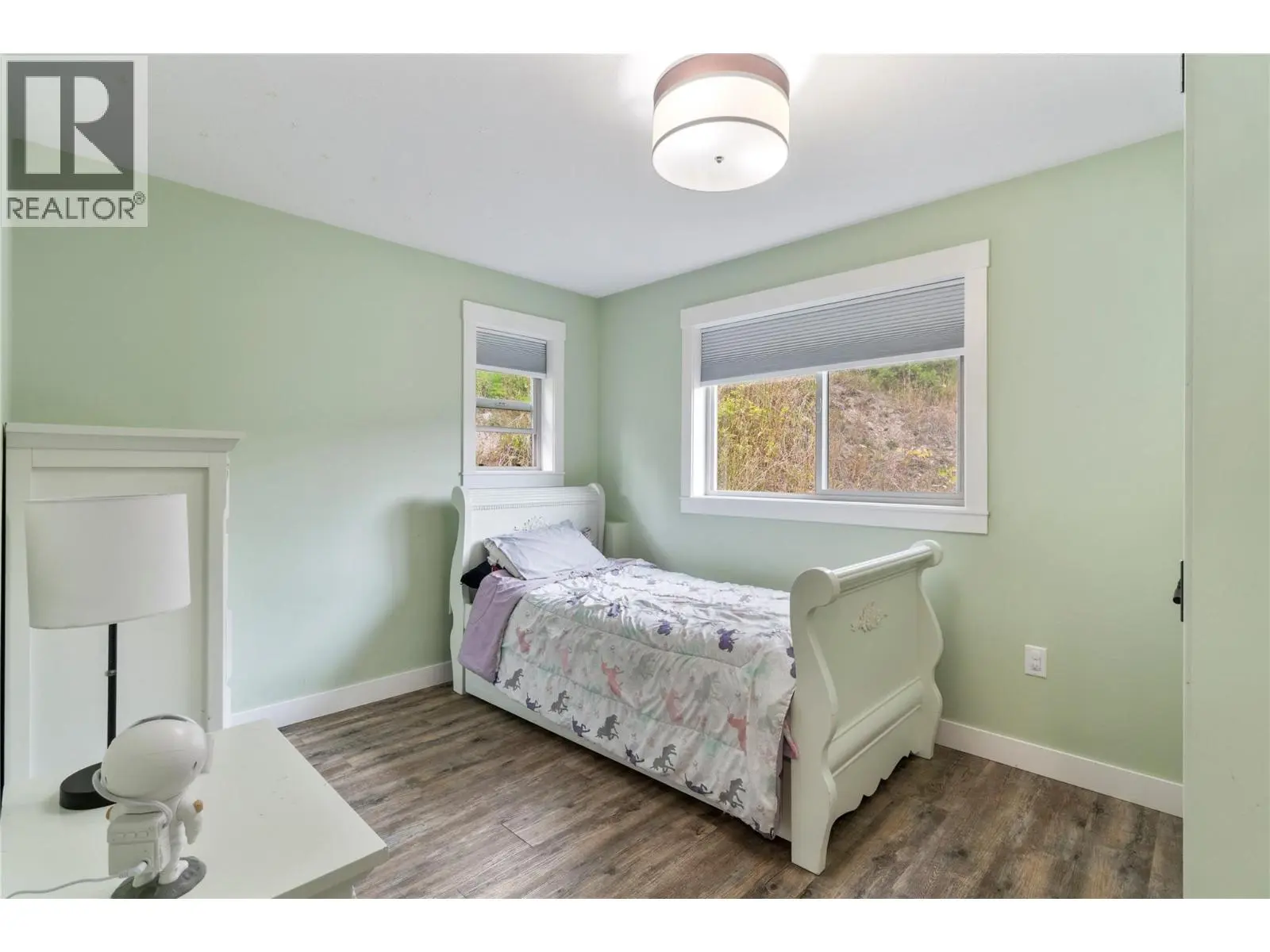 6551 40 Street Nw. Salmon Arm, British Columbia