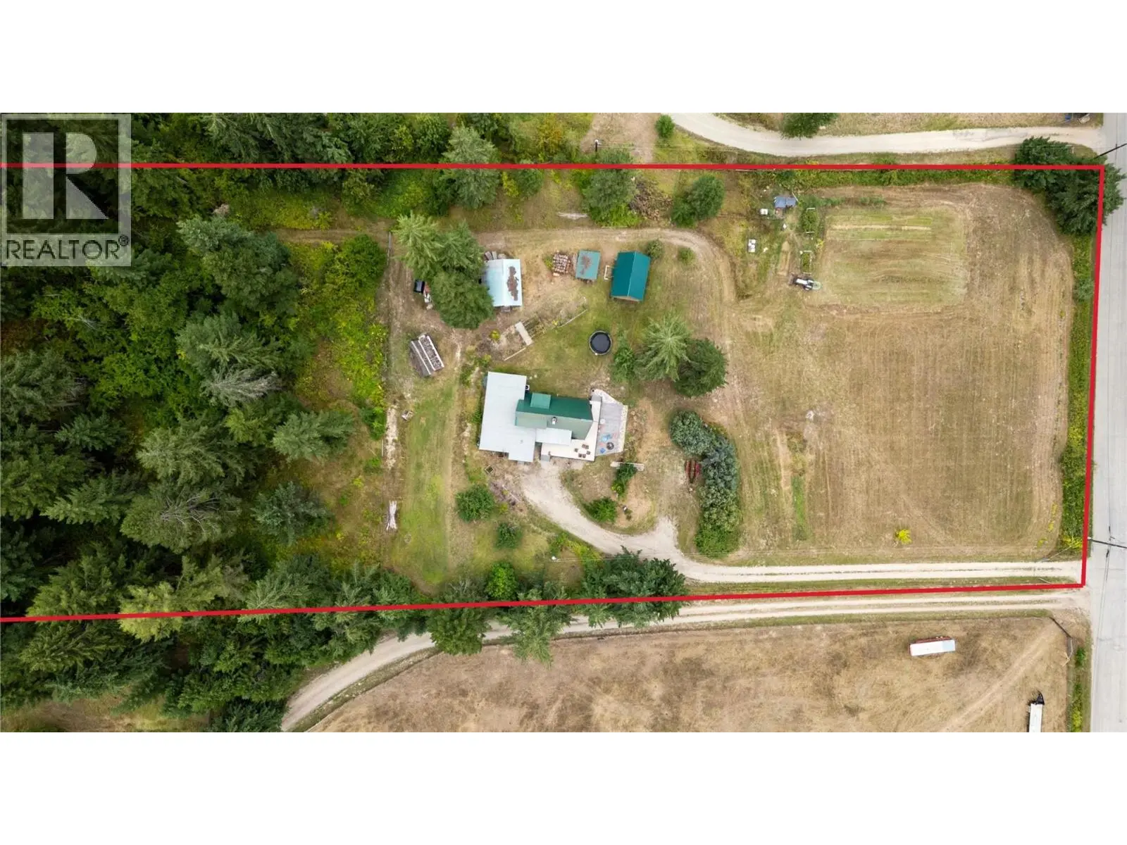 6551 40 Street Nw. Salmon Arm, British Columbia