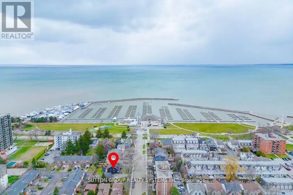47 Nelson Street, Oakville (BR Bronte)