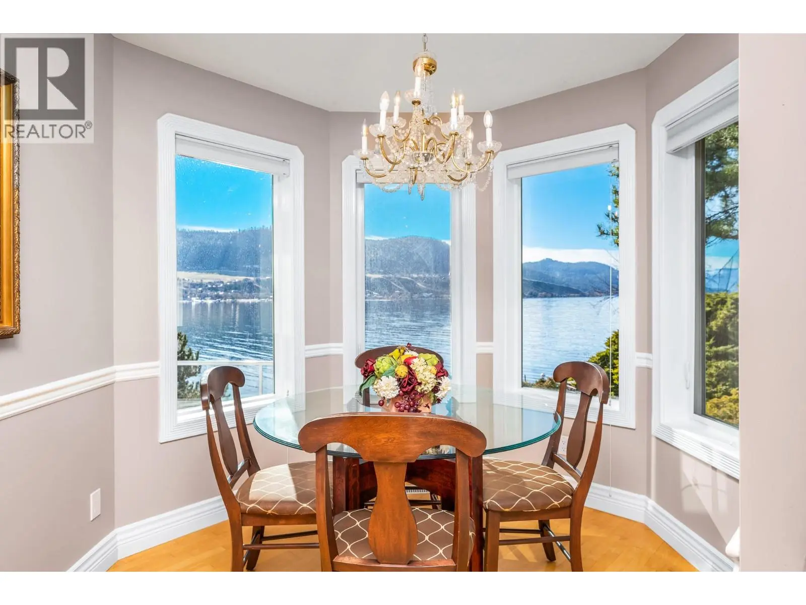 7504 Kennedy Lane. Vernon, British Columbia