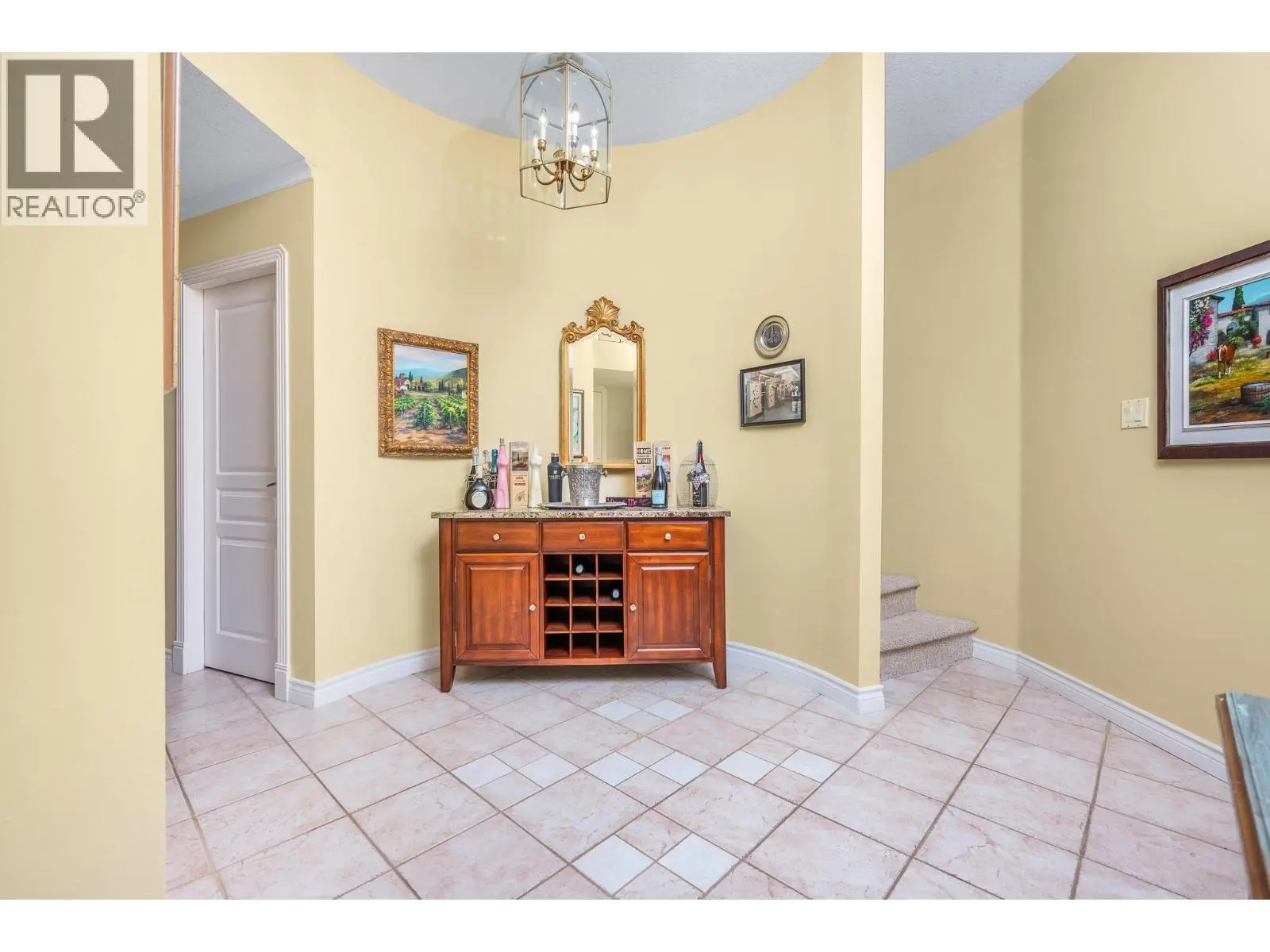 7504 Kennedy Lane. Vernon, British Columbia
