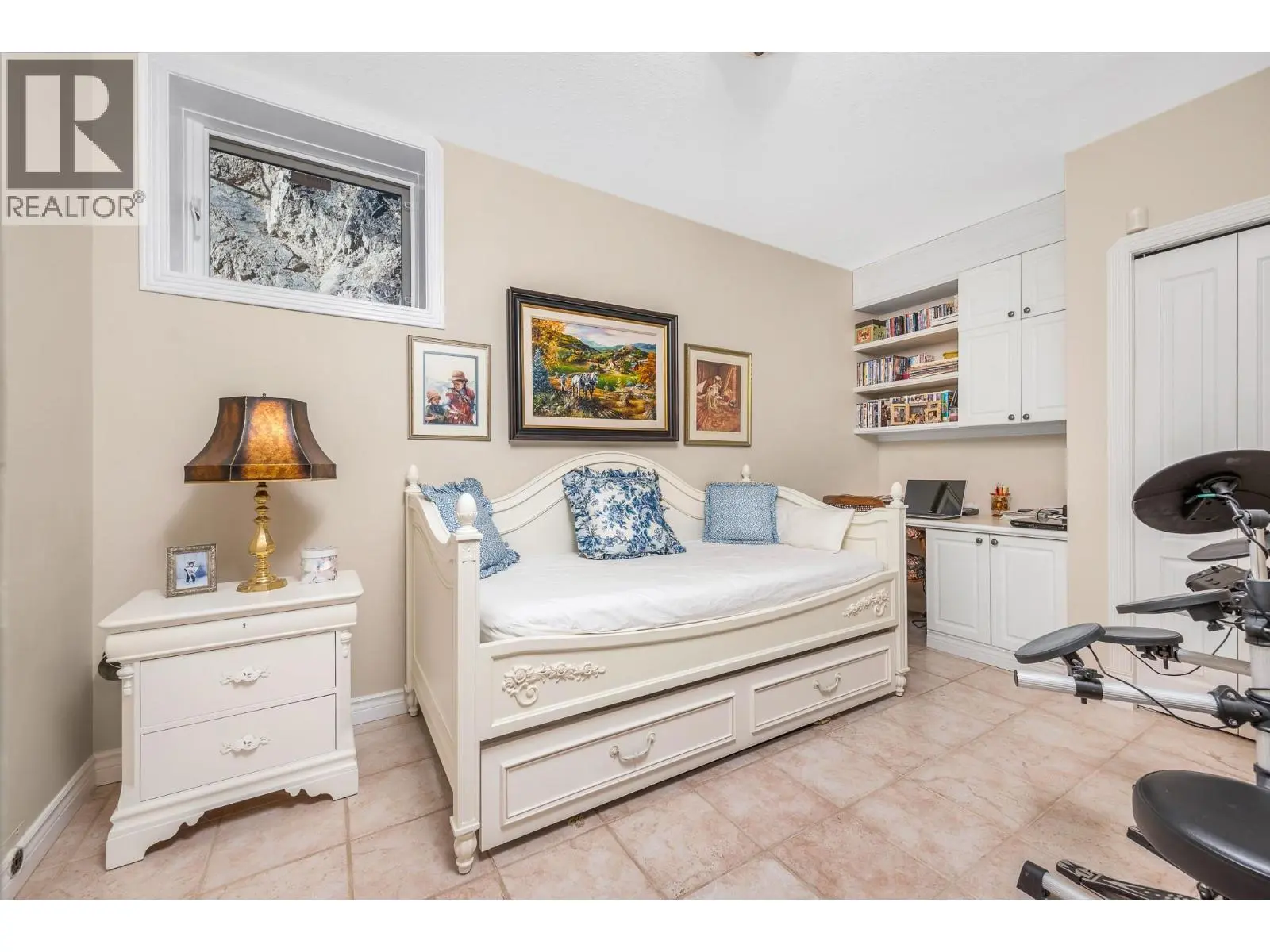 7504 Kennedy Lane. Vernon, British Columbia