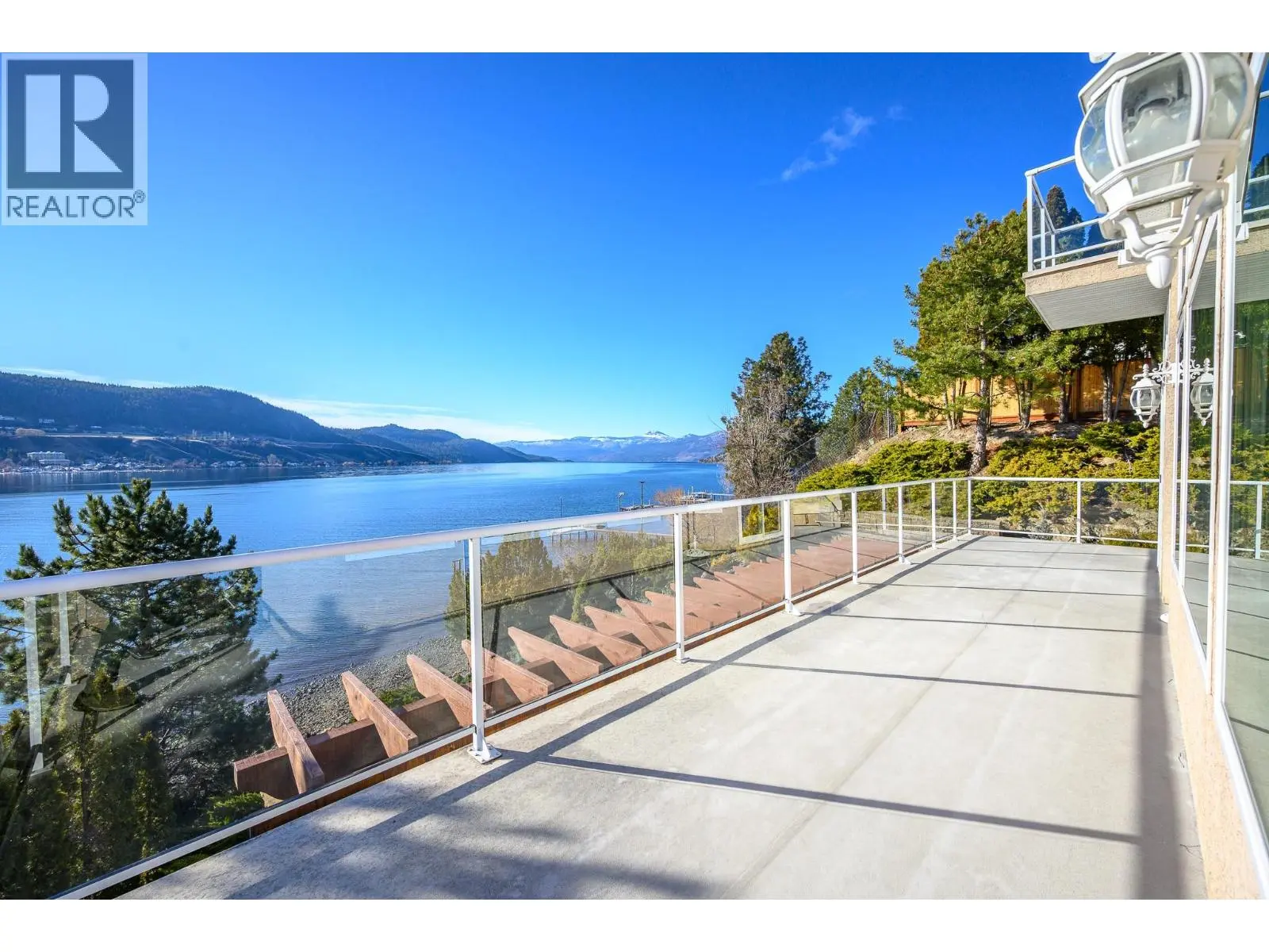 7504 Kennedy Lane. Vernon, British Columbia