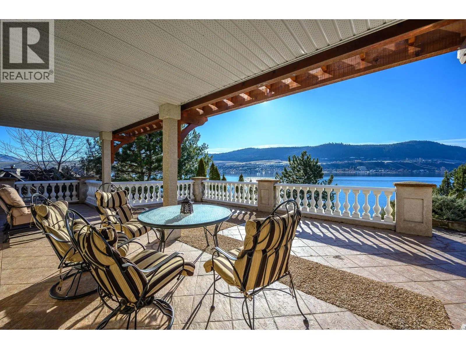 7504 Kennedy Lane. Vernon, British Columbia
