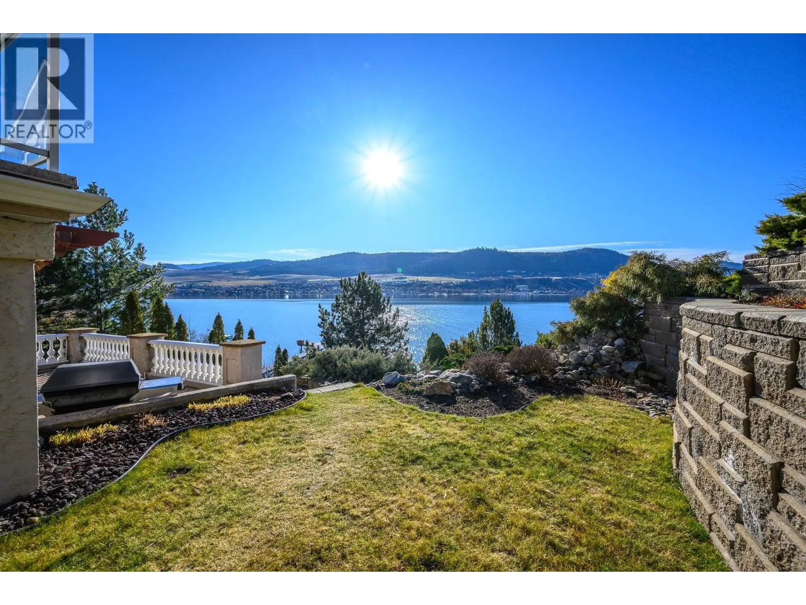 7504 Kennedy Lane. Vernon, British Columbia