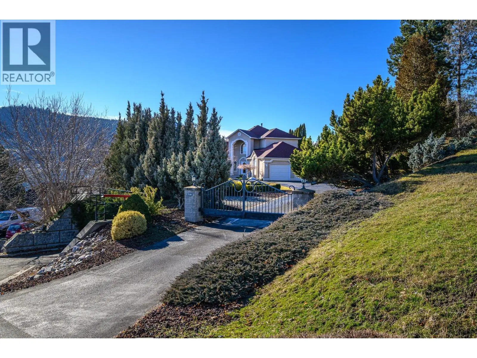 7504 Kennedy Lane. Vernon, British Columbia