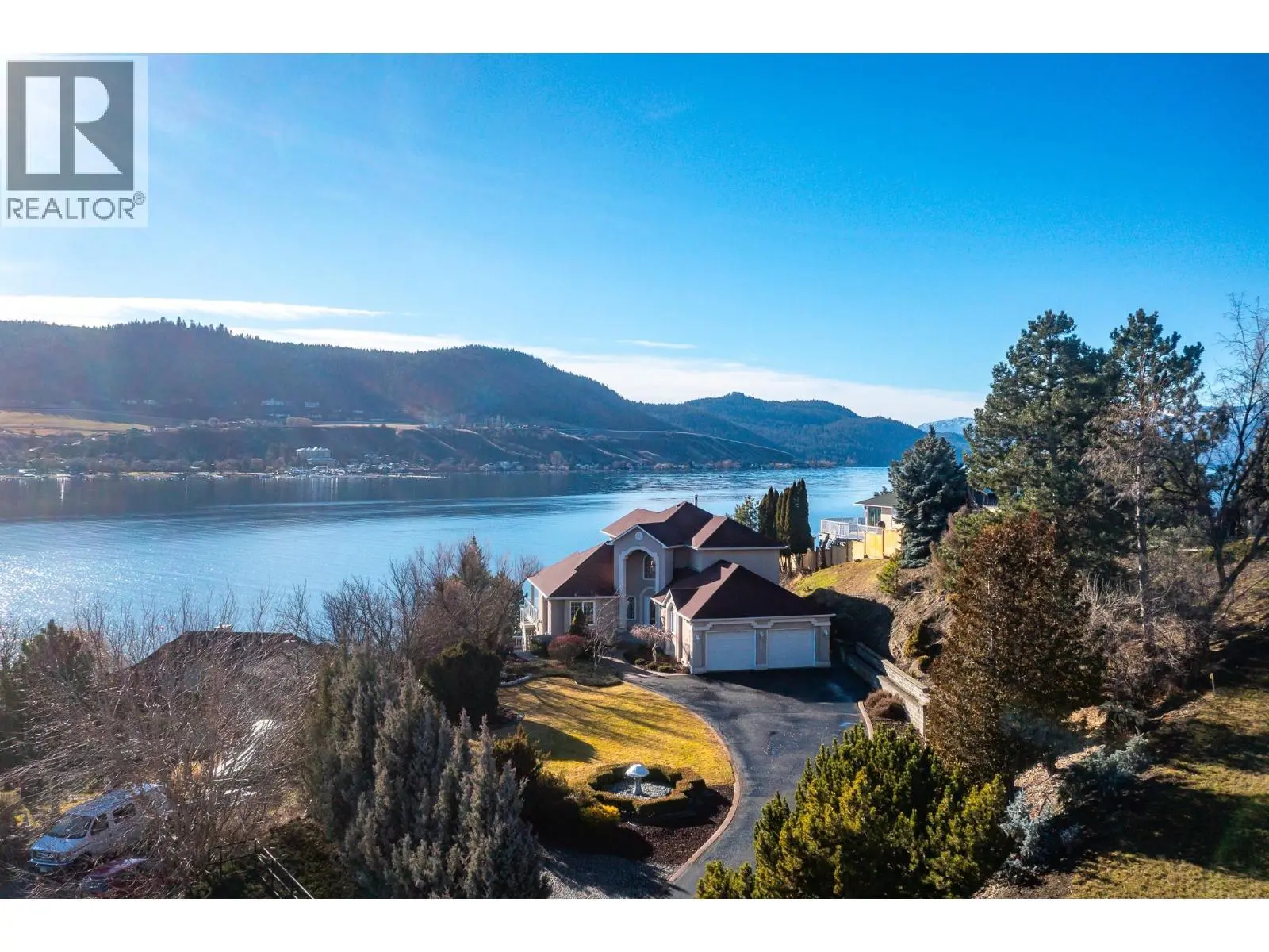 7504 Kennedy Lane. Vernon, British Columbia