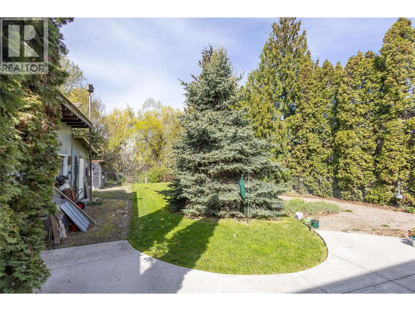 6292 Stickle Road. Vernon, British Columbia