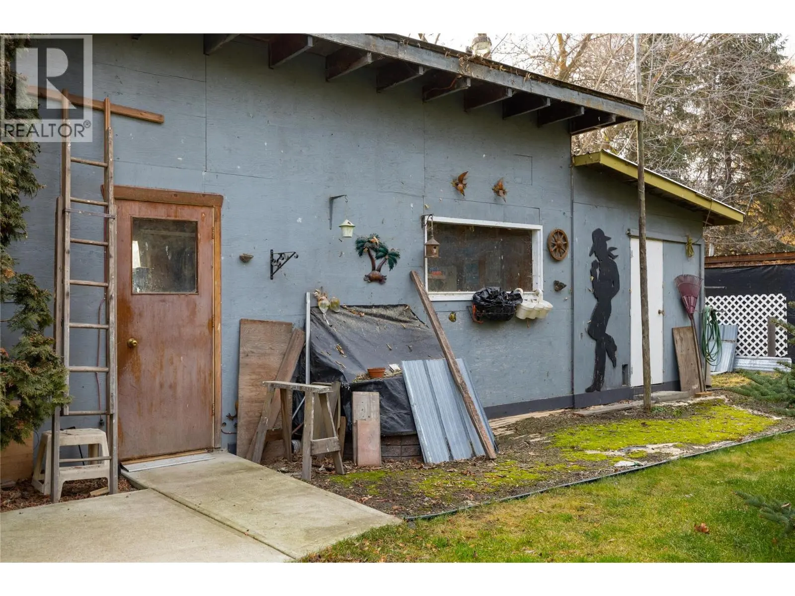 6292 Stickle Road. Vernon, British Columbia