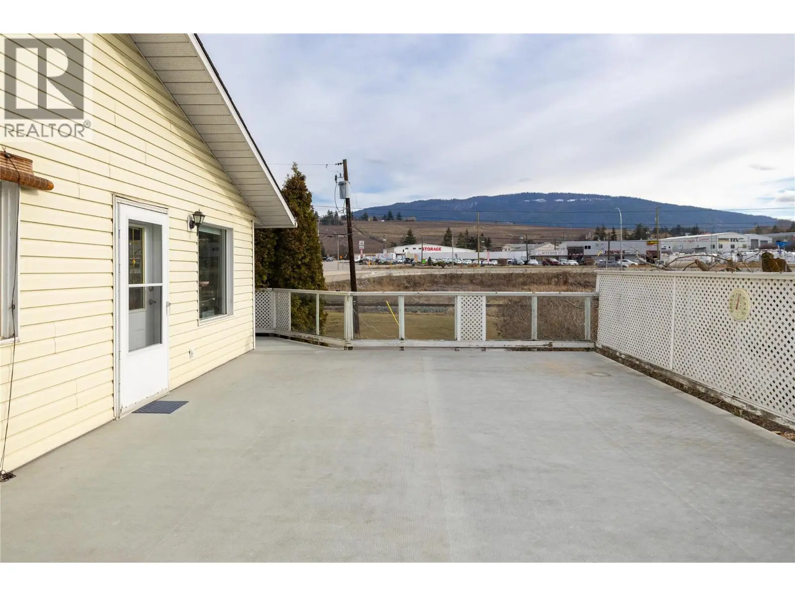 6292 Stickle Road. Vernon, British Columbia