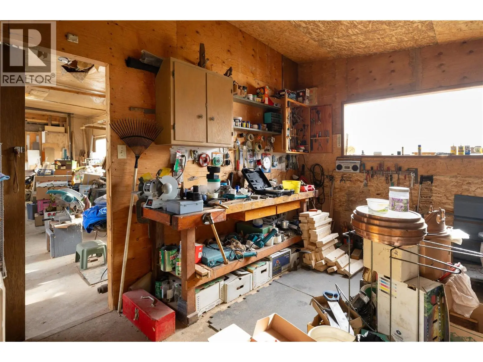 6292 Stickle Road. Vernon, British Columbia