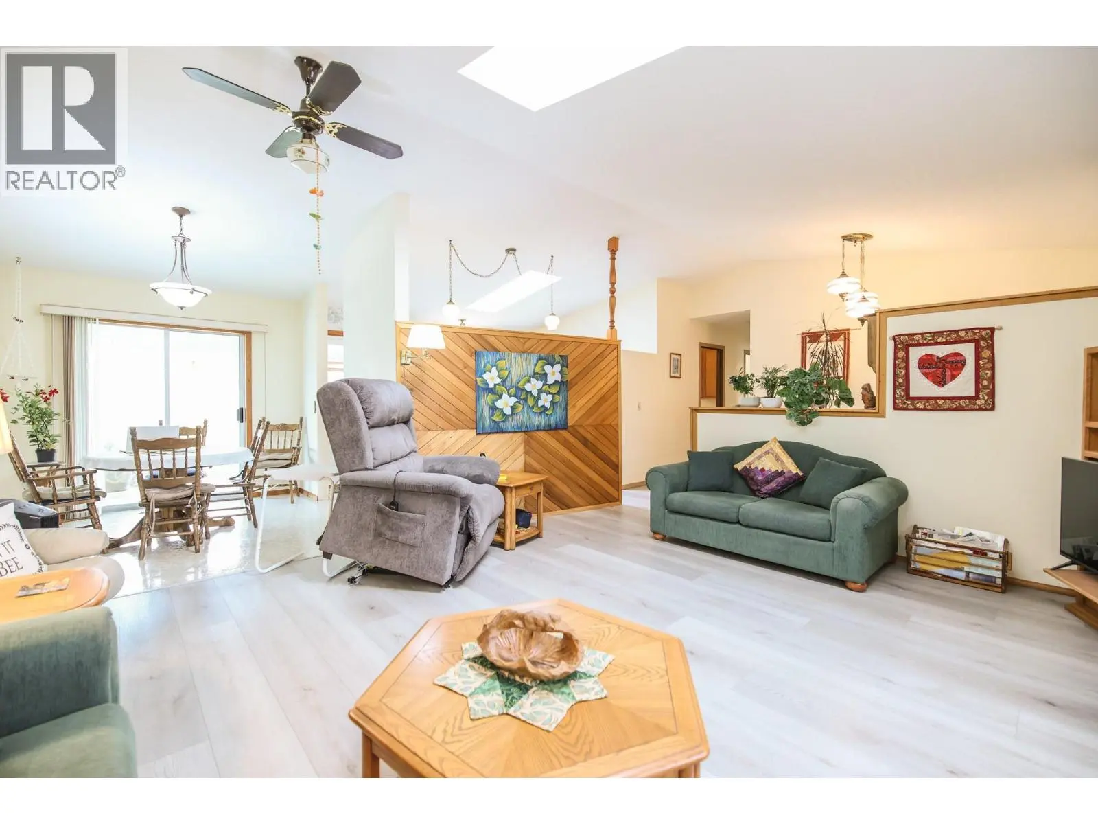 5 Mcintosh Court. Osoyoos, British Columbia