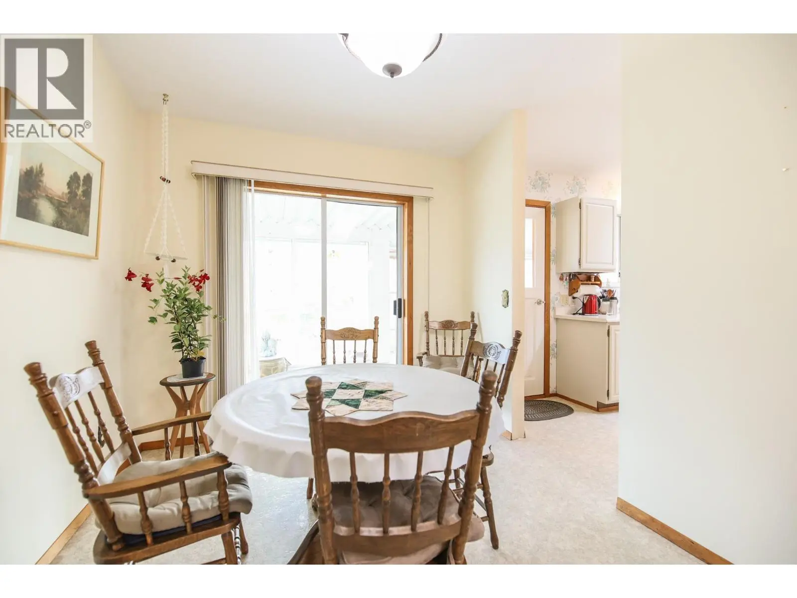 5 Mcintosh Court. Osoyoos, British Columbia