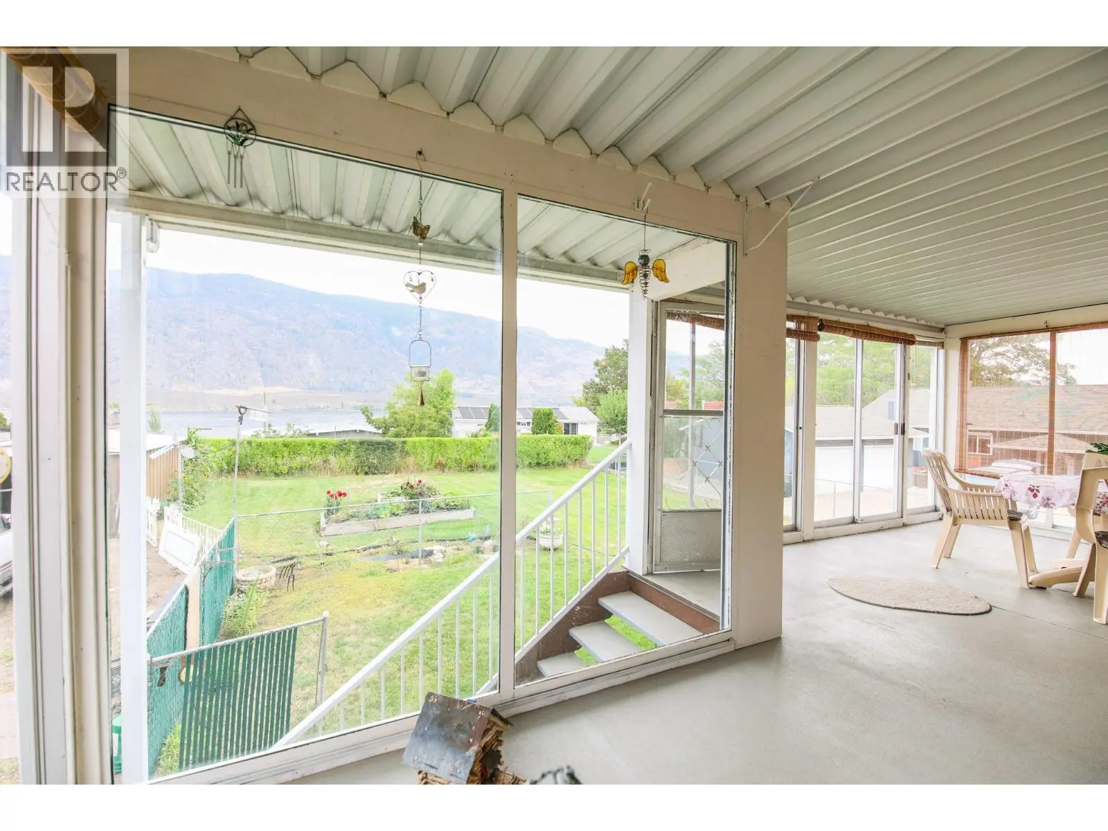 5 Mcintosh Court. Osoyoos, British Columbia