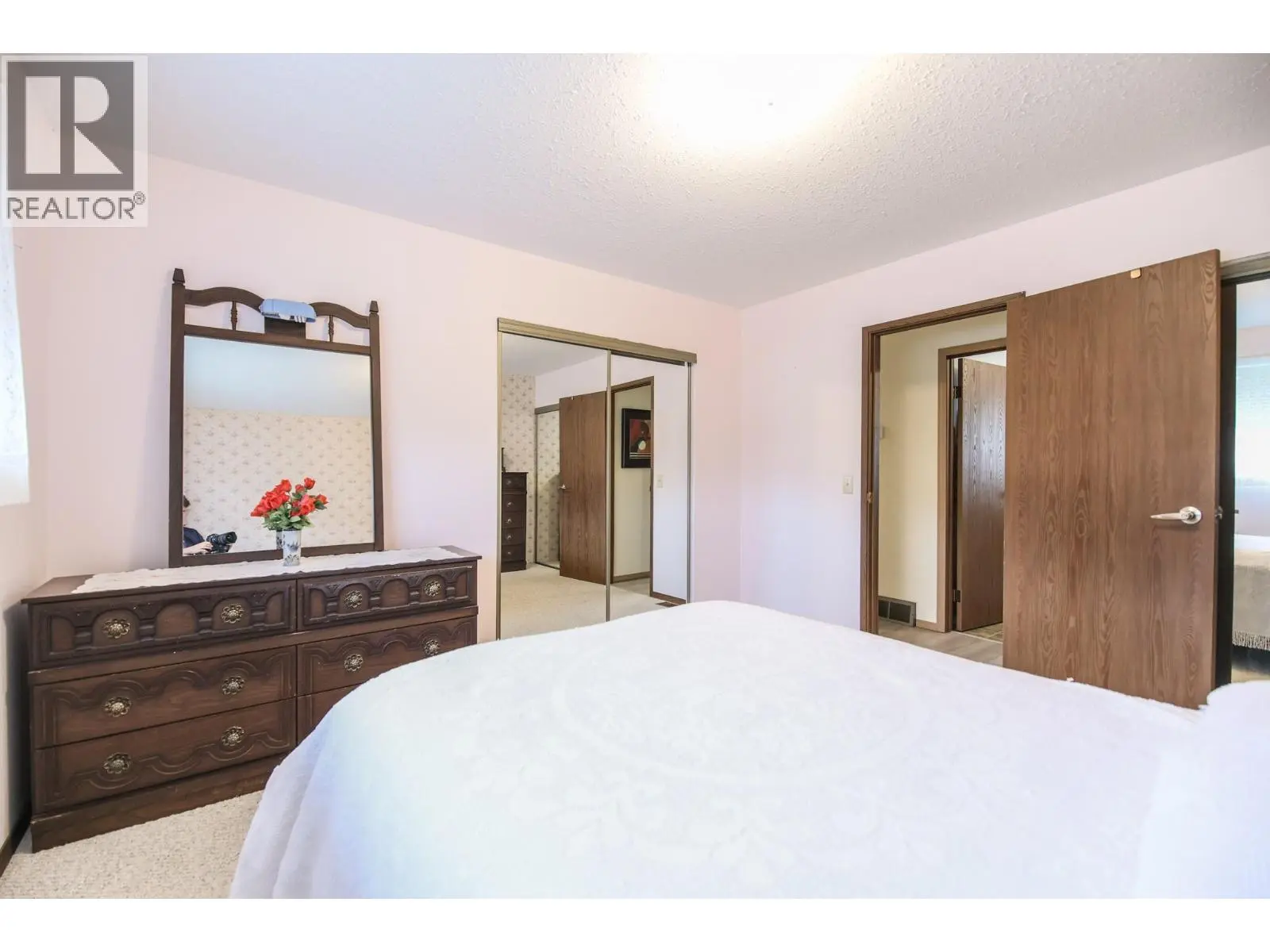 5 Mcintosh Court. Osoyoos, British Columbia