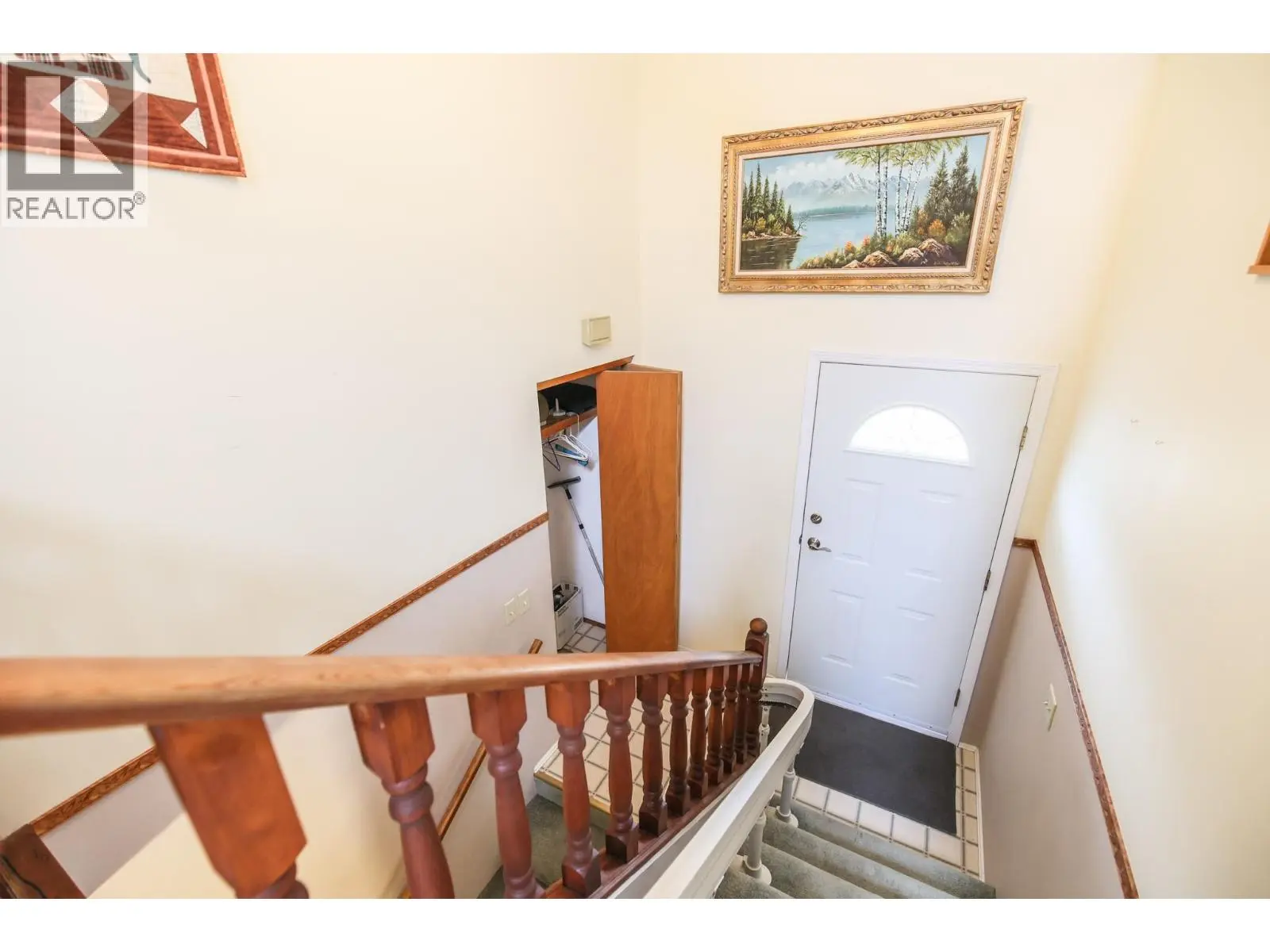 5 Mcintosh Court. Osoyoos, British Columbia