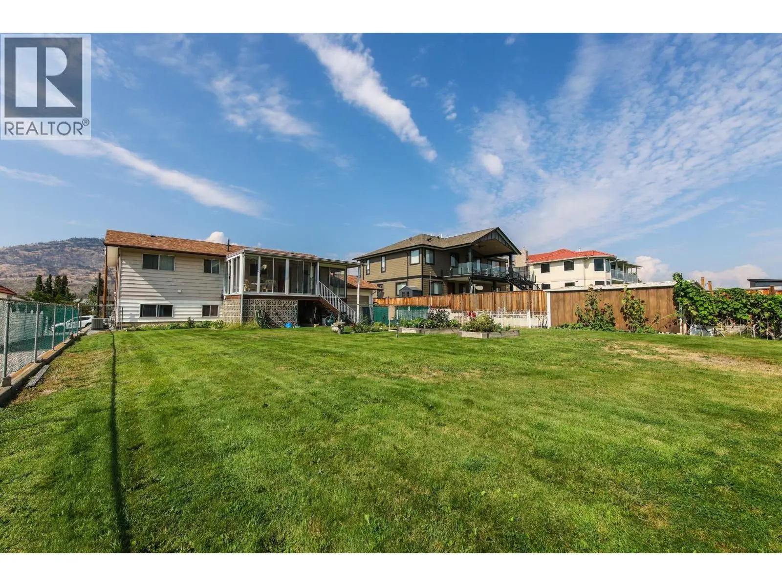 5 Mcintosh Court. Osoyoos, British Columbia