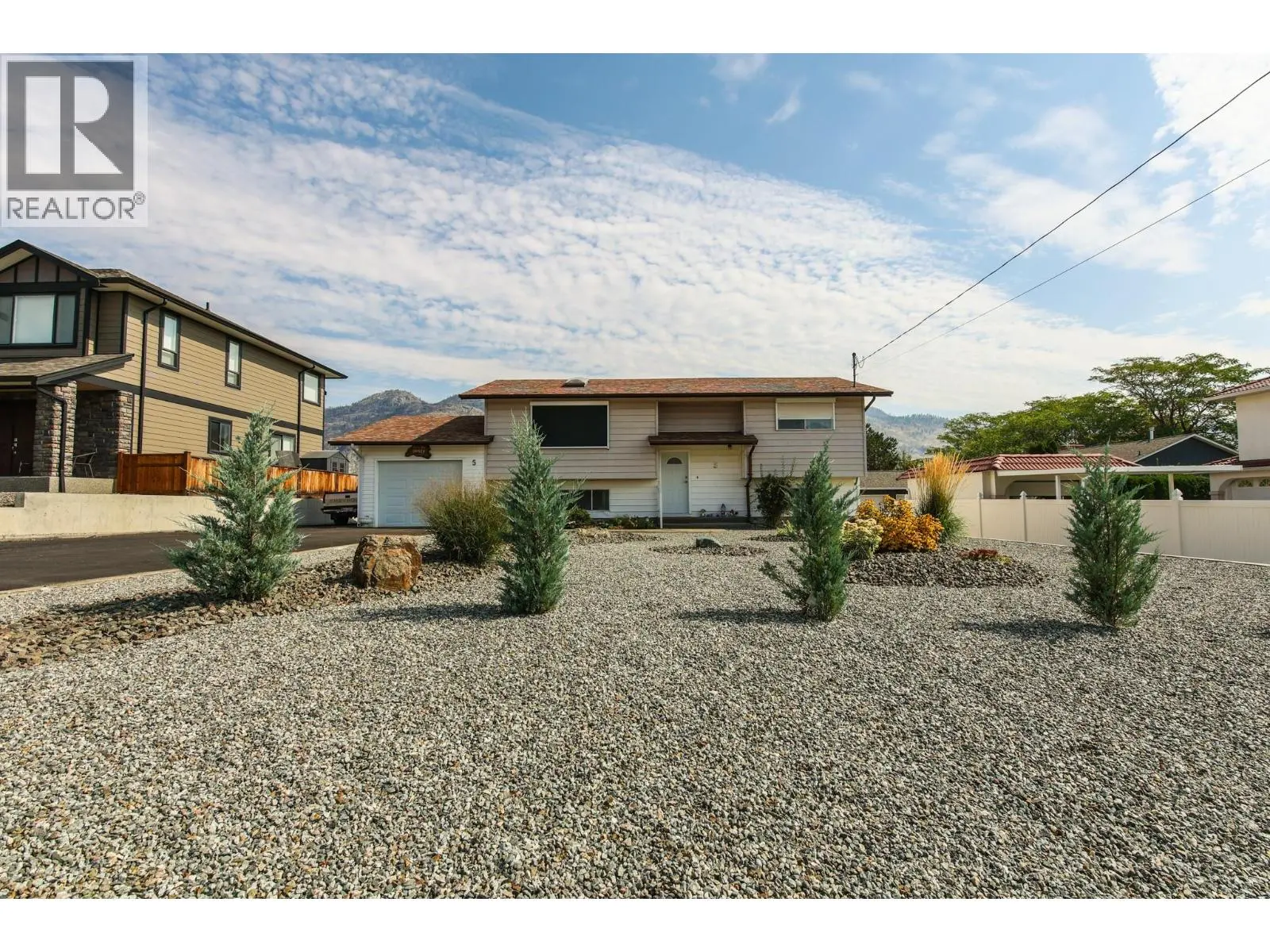 5 Mcintosh Court. Osoyoos, British Columbia