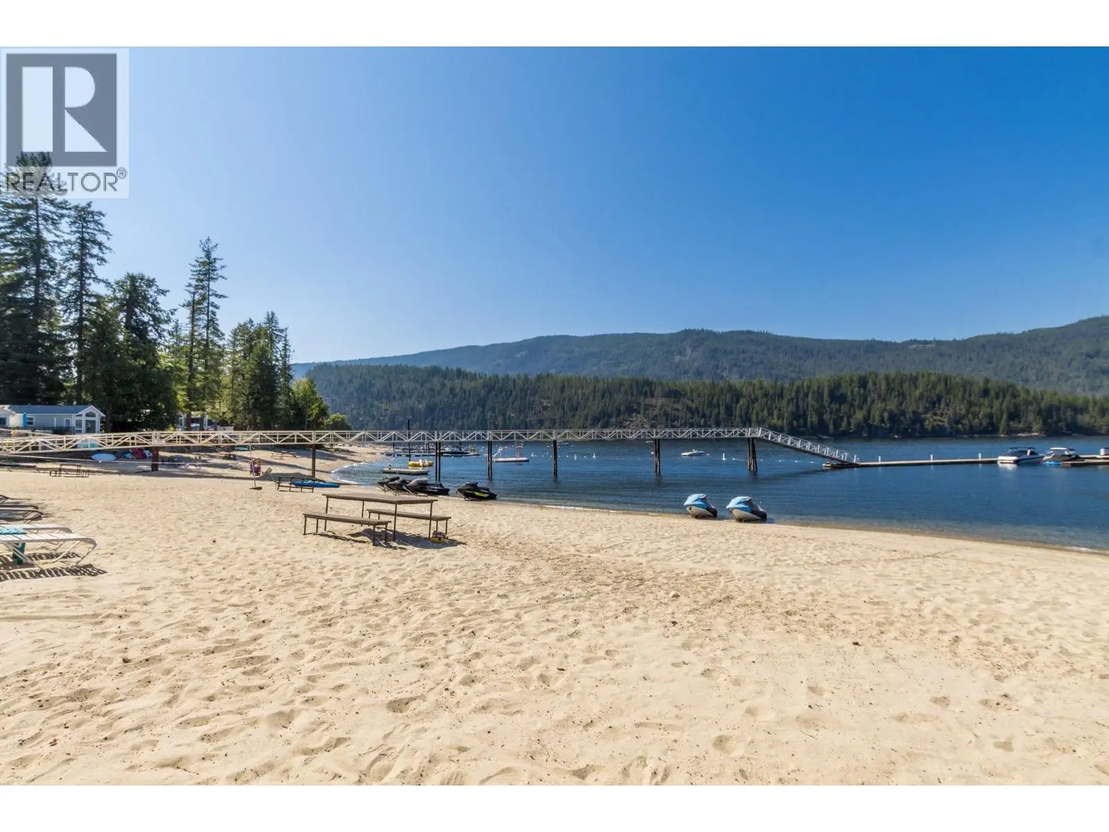 9032 Swanson Road Unit# 2. Swansea Point, British Columbia