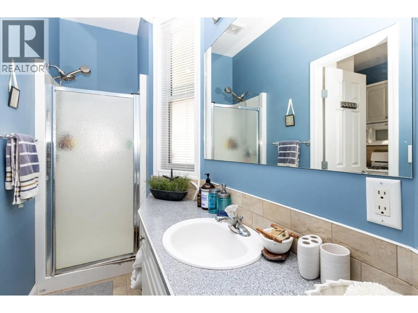 9032 Swanson Road Unit# 2. Swansea Point, British Columbia