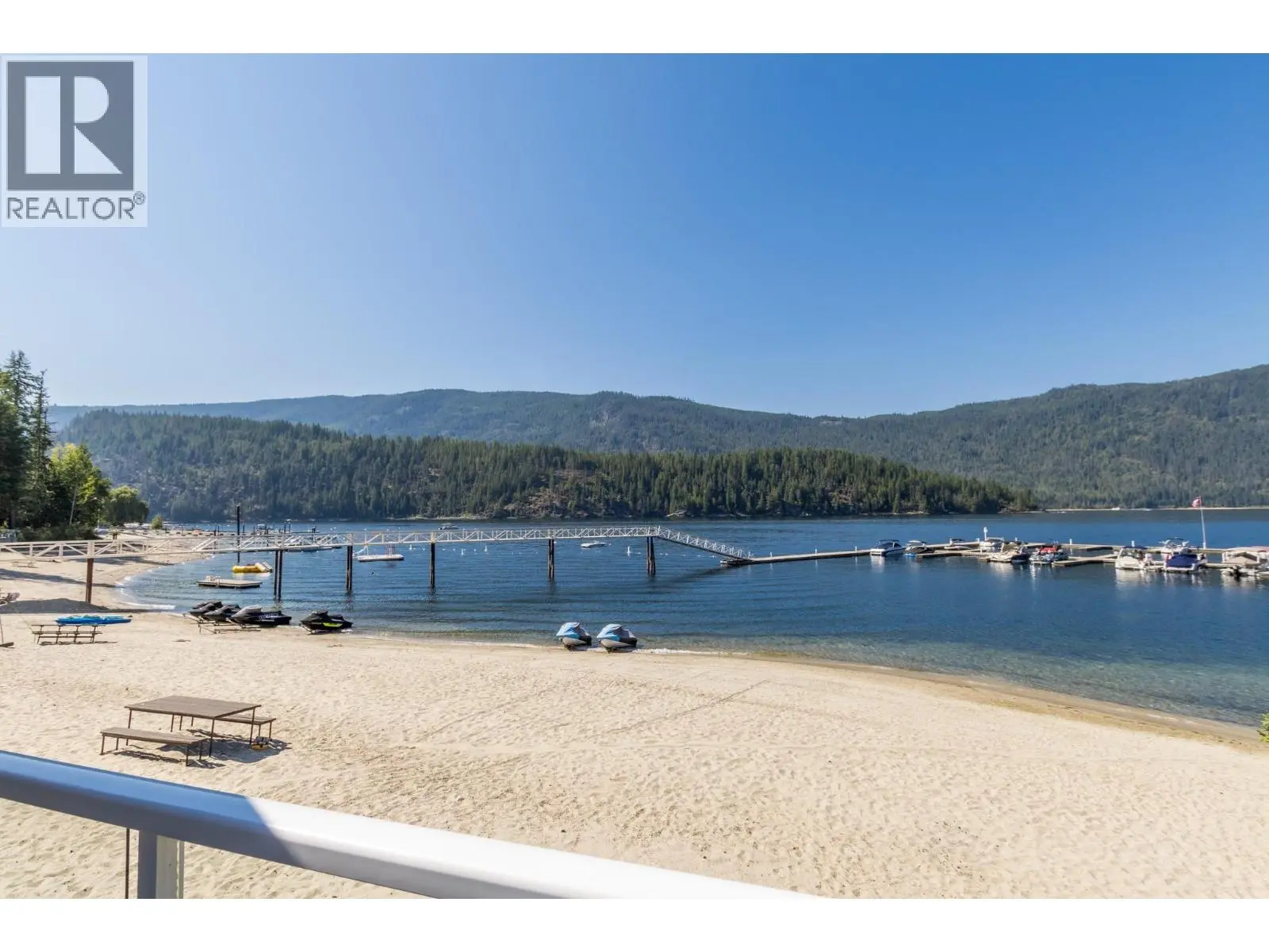 9032 Swanson Road Unit# 2. Swansea Point, British Columbia