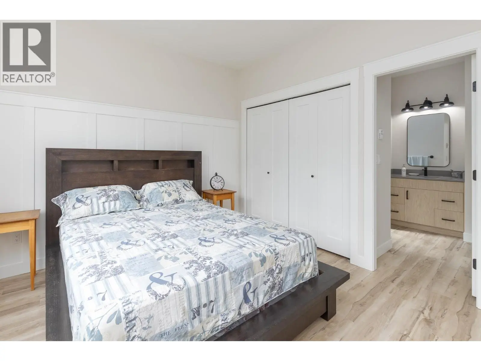 2374 6 Avenue Se. Salmon Arm, British Columbia