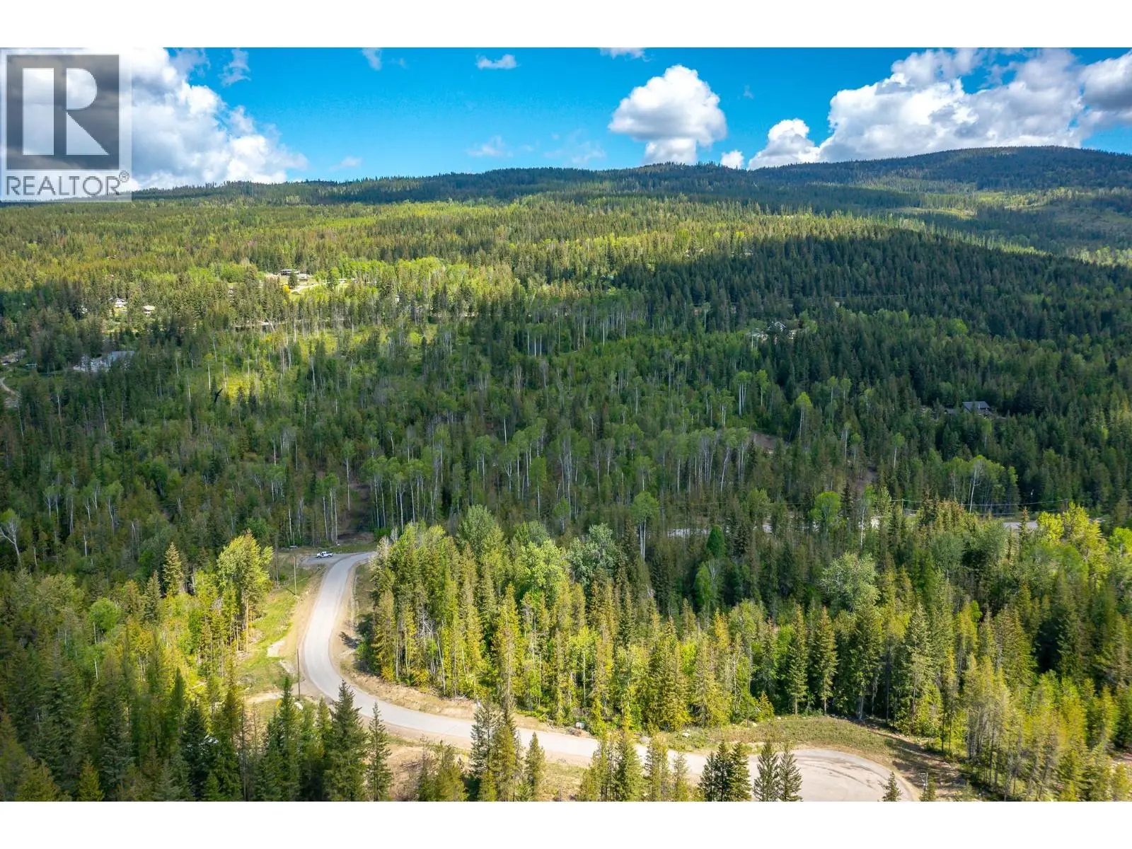 8276 Lincoln Road. Vernon, British Columbia
