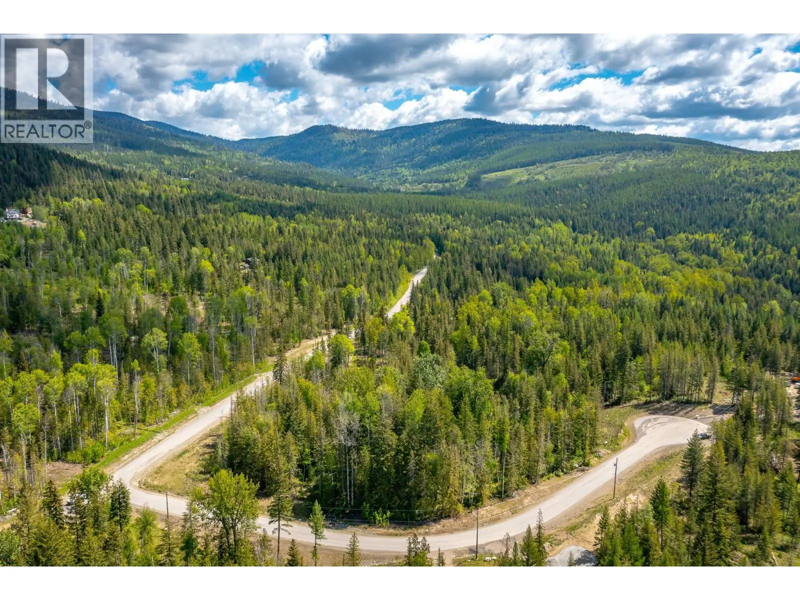 8276 Lincoln Road. Vernon, British Columbia