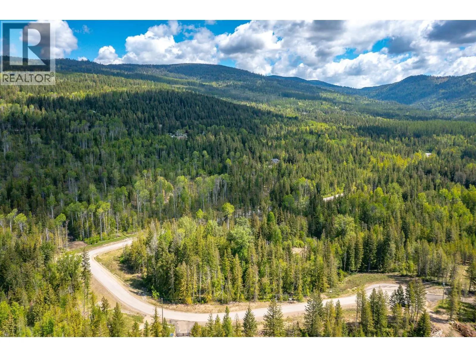8276 Lincoln Road. Vernon, British Columbia