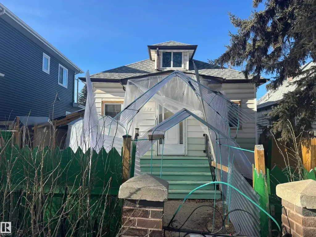 11128 95a St Nw, Edmonton