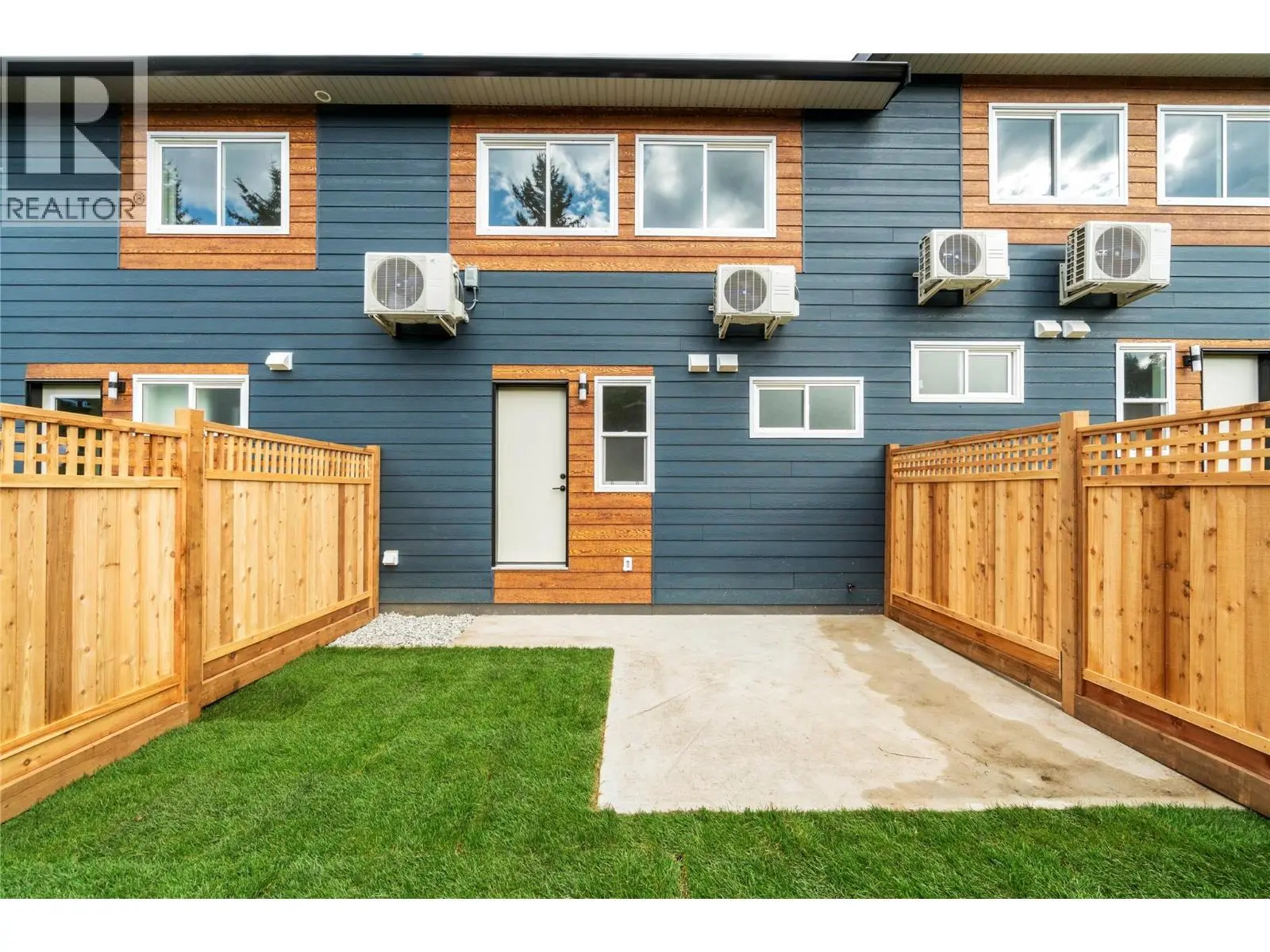 981 12 Street Se Unit# 37. Salmon Arm, British Columbia