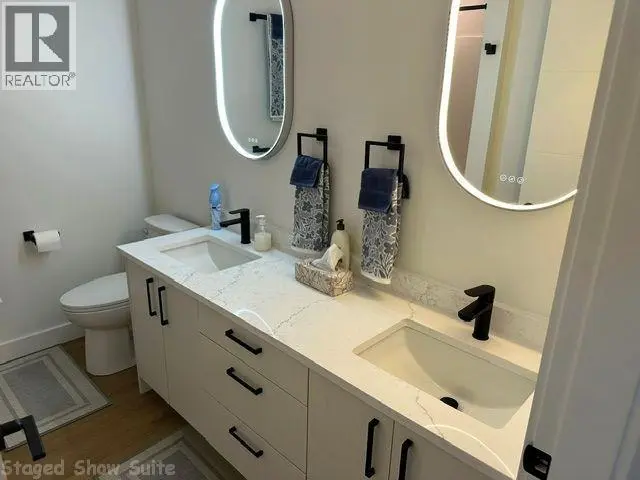 981 12 Street Se Unit# 37. Salmon Arm, British Columbia