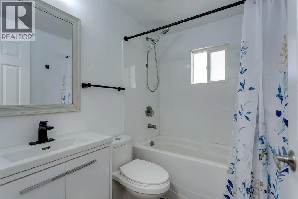 720 Commonwealth Road Unit# 62. Lake Country, British Columbia