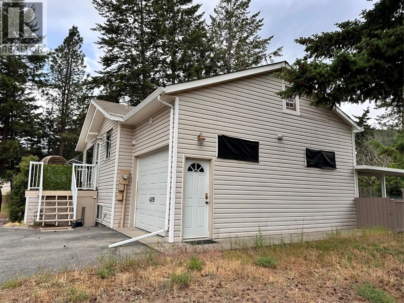 409 Hummingbird Avenue. Vernon, British Columbia