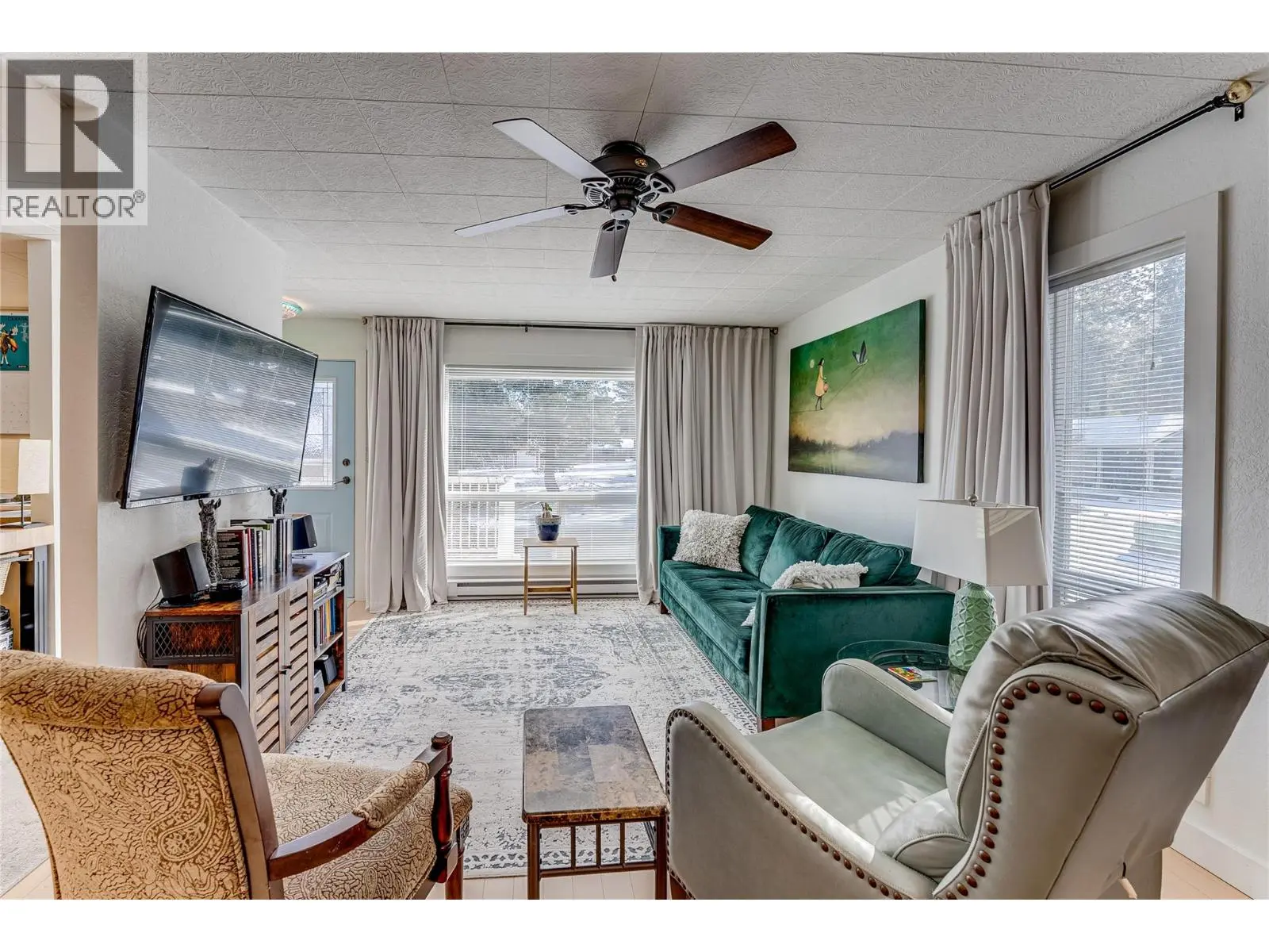 409 Hummingbird Avenue. Vernon, British Columbia