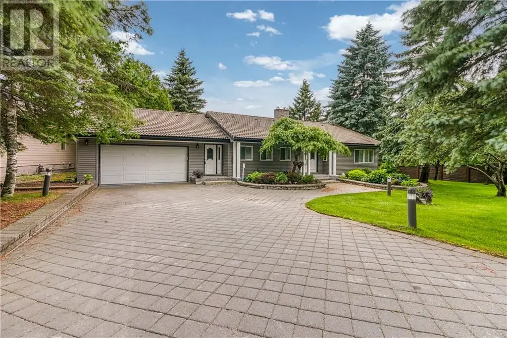 647 Kirkwood Drive, Sudbury