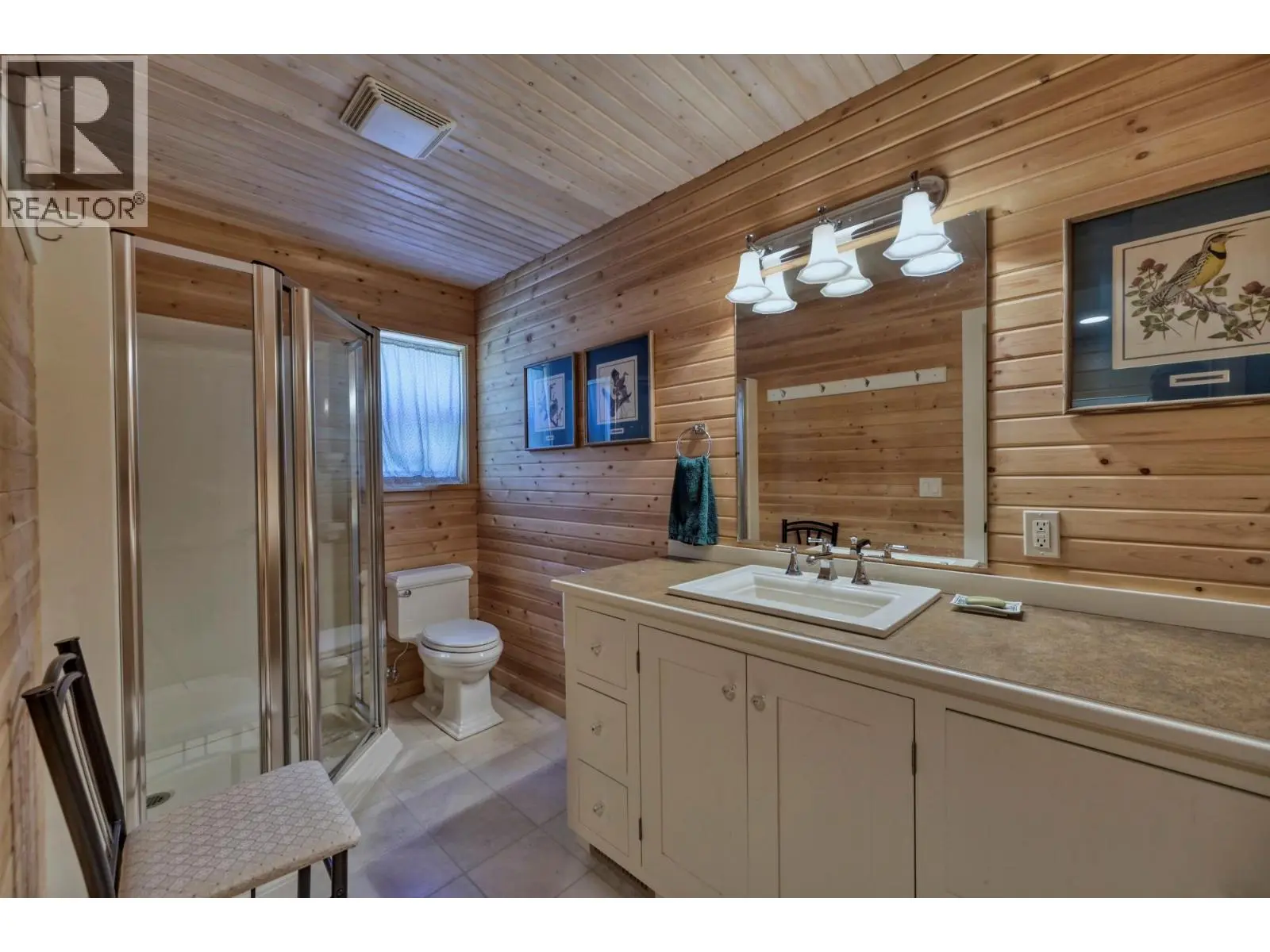 155 Cougar Court. Osoyoos, British Columbia