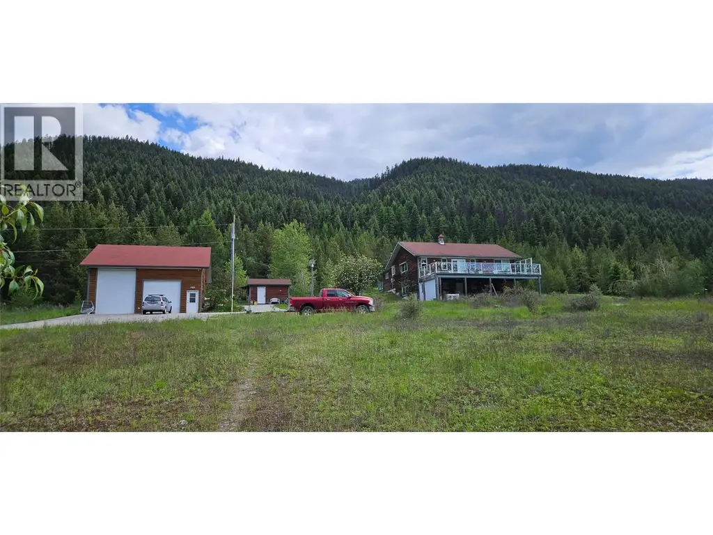 12165 Highway 3, Greenwood