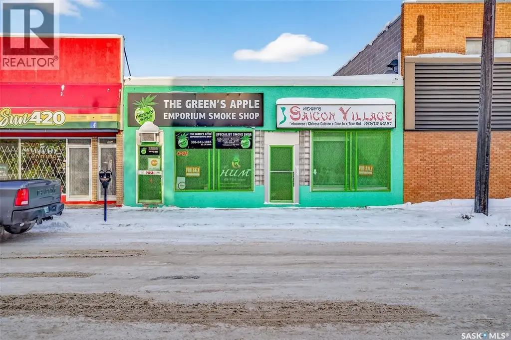 56 13th Street W, Prince Albert