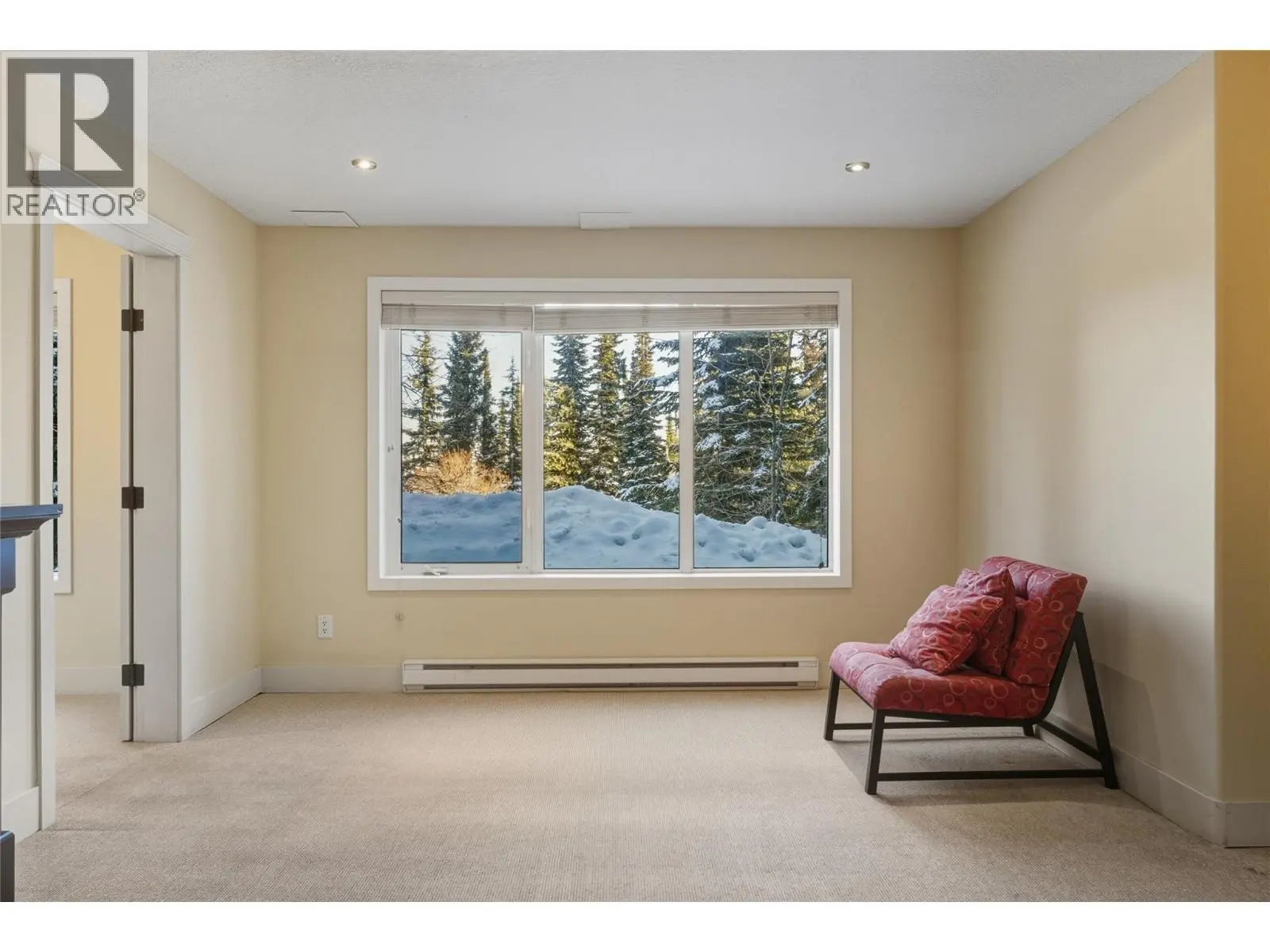 725 Monashee Road. Silver Star, British Columbia