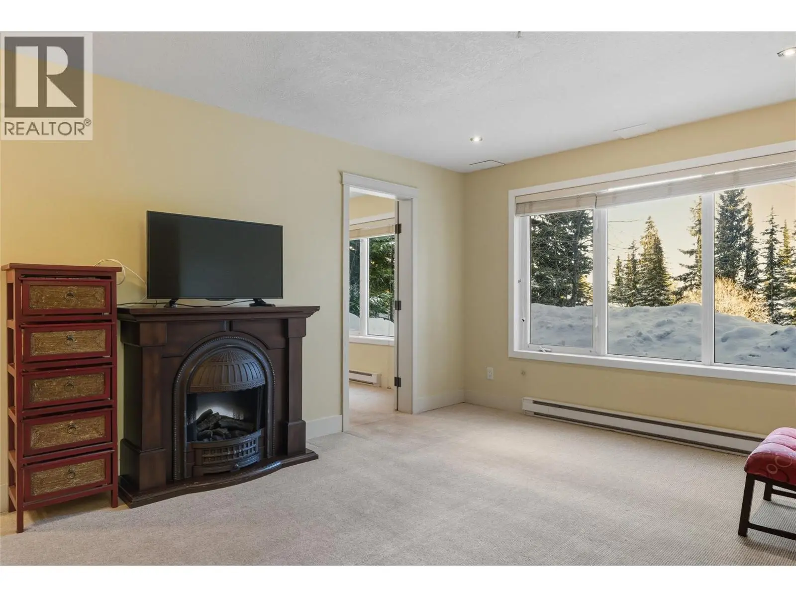 725 Monashee Road. Silver Star, British Columbia
