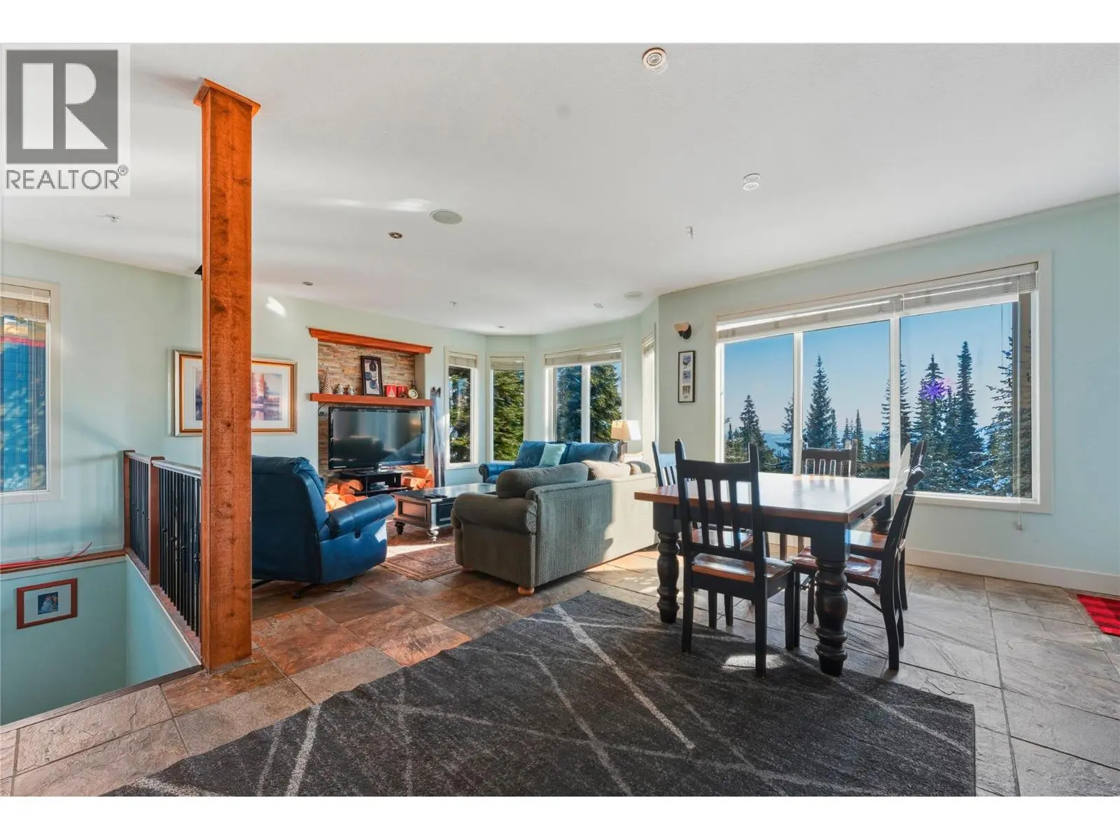 725 Monashee Road. Silver Star, British Columbia