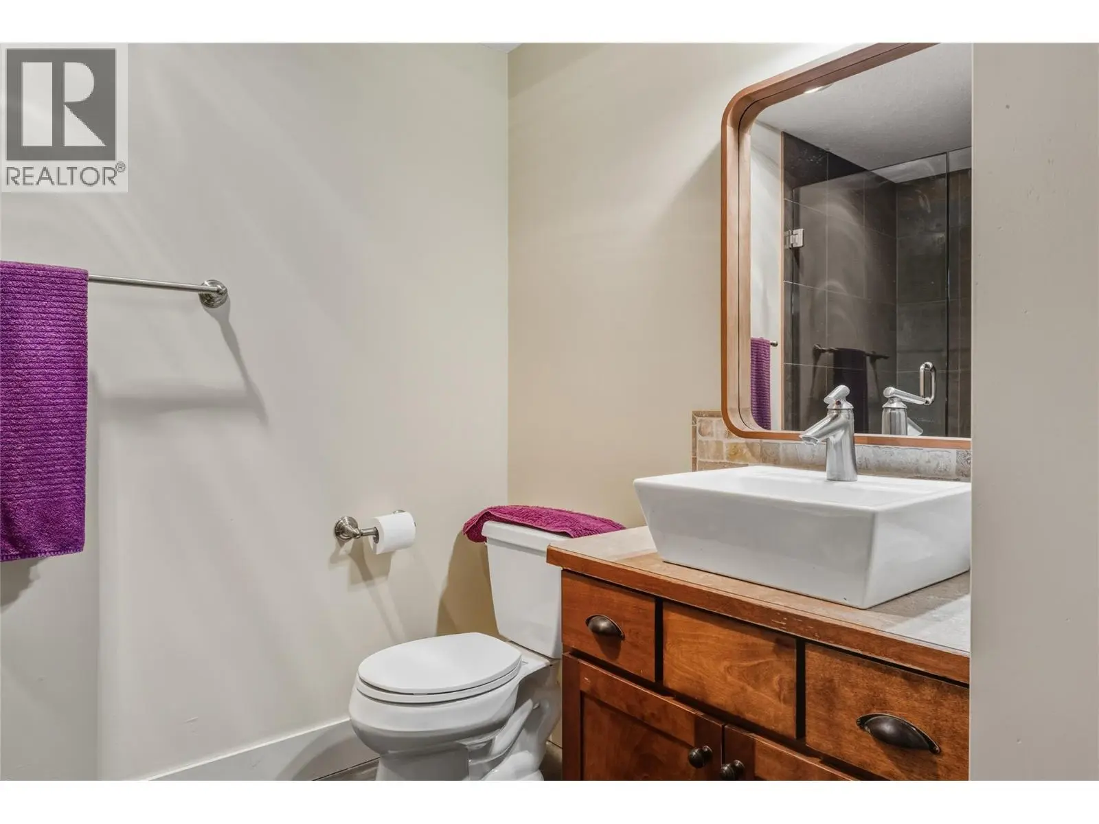725 Monashee Road. Silver Star, British Columbia