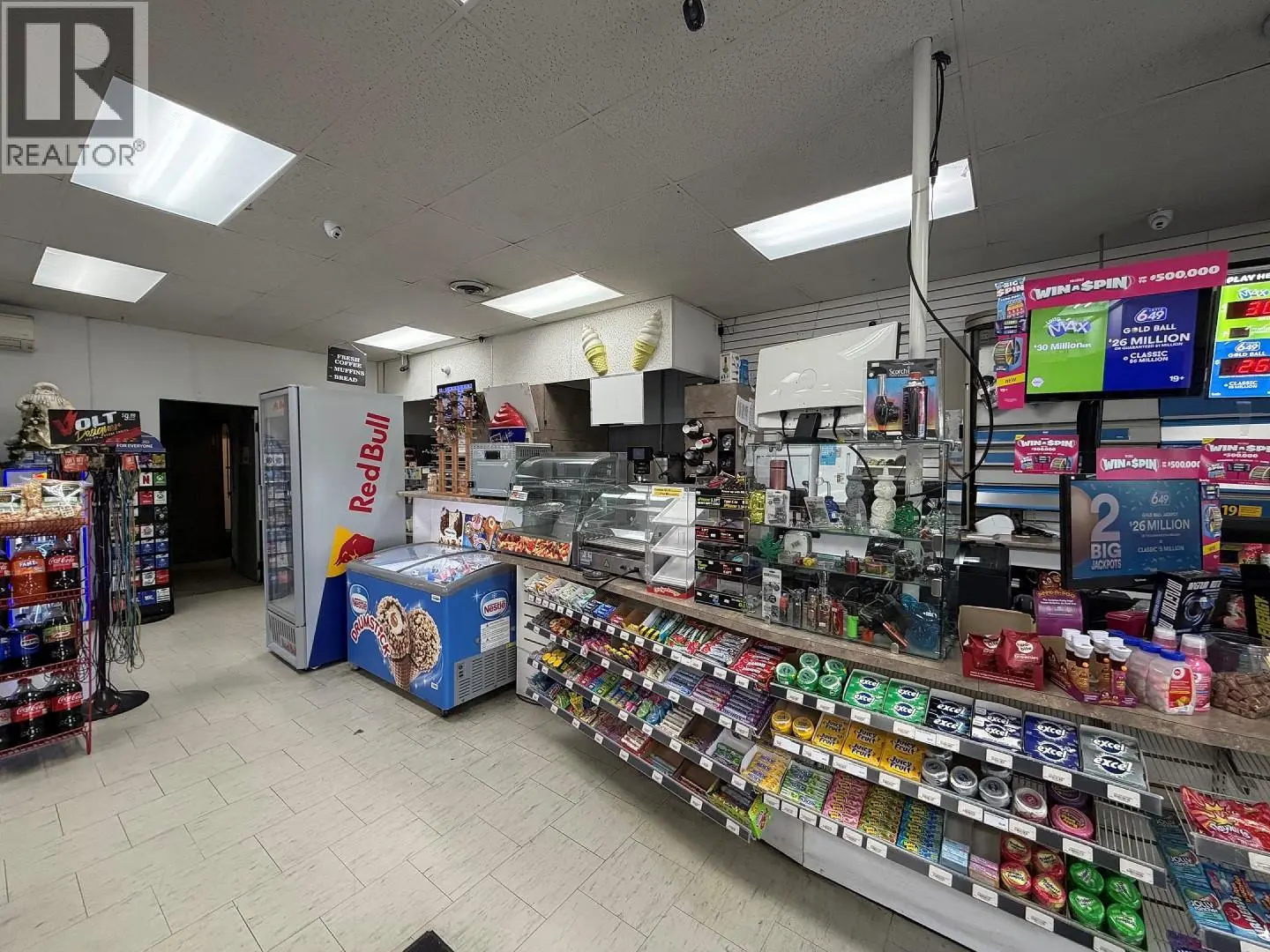 2409 39 Street. Vernon, British Columbia