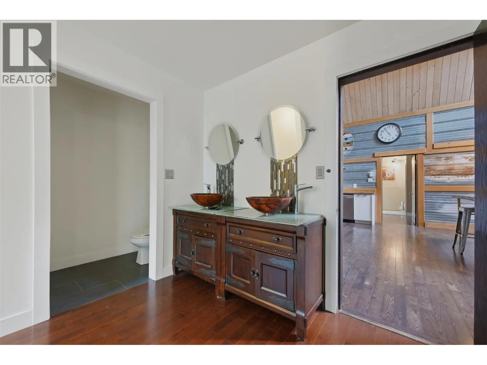 2193 Park Avenue. Lumby, British Columbia