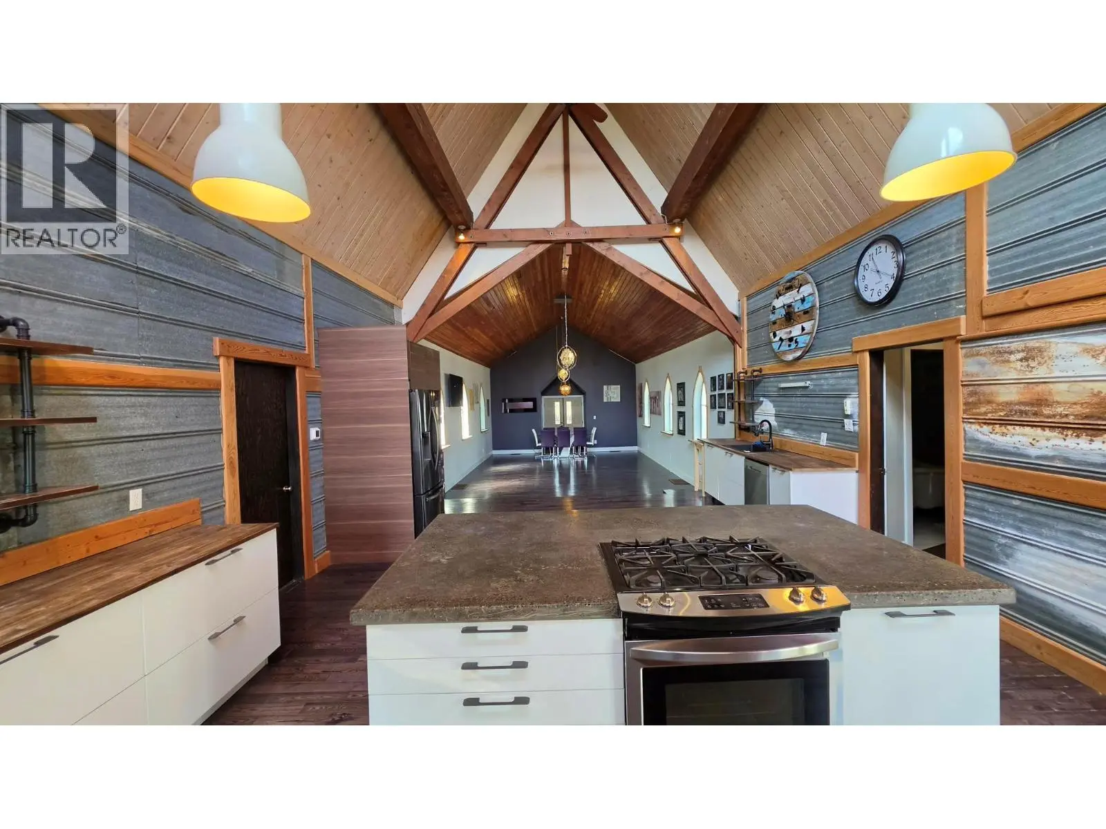 2193 Park Avenue. Lumby, British Columbia