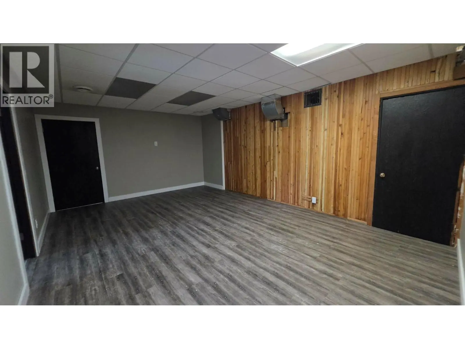 2193 Park Avenue. Lumby, British Columbia