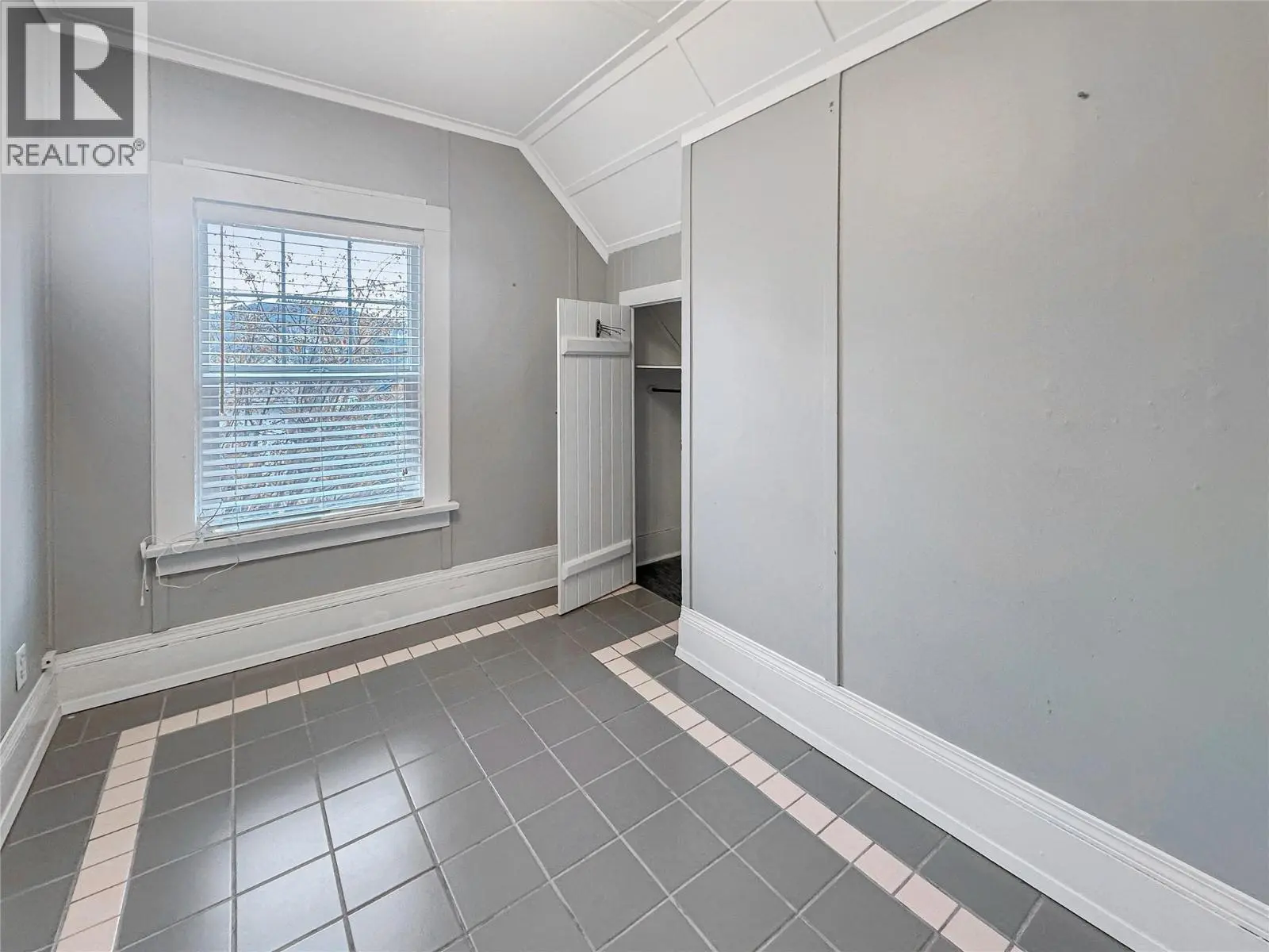153 Billiter Avenue. Princeton, British Columbia